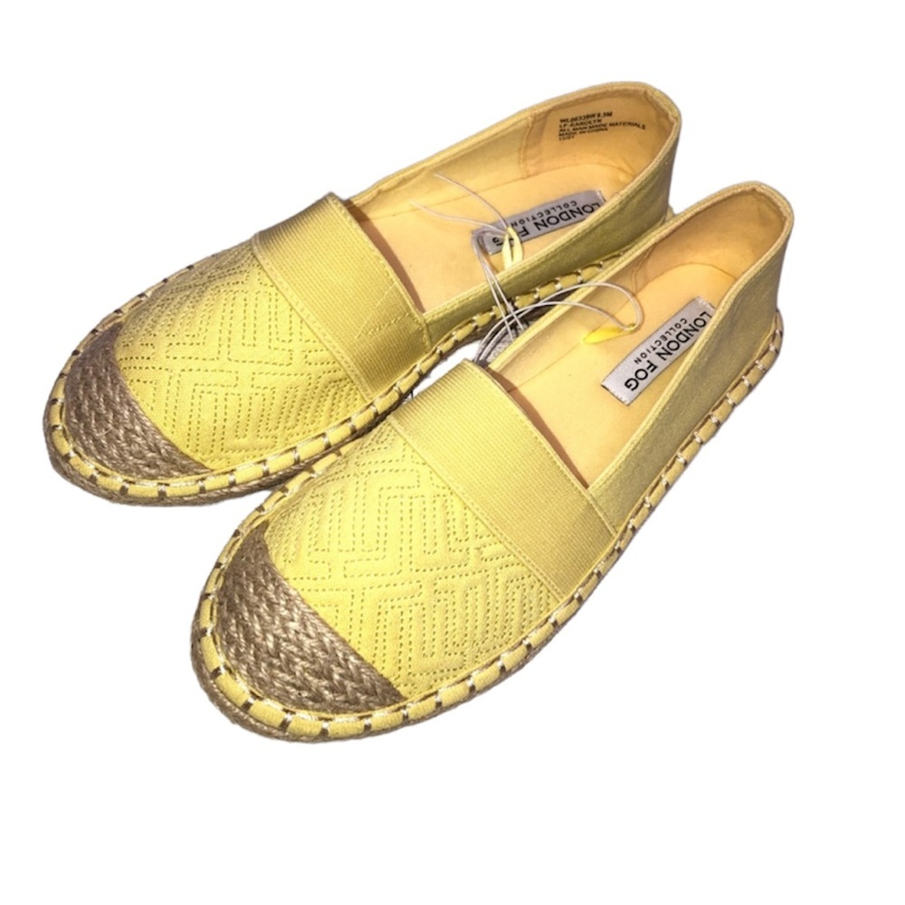 New without tags London fog yellow textured loafers/flats